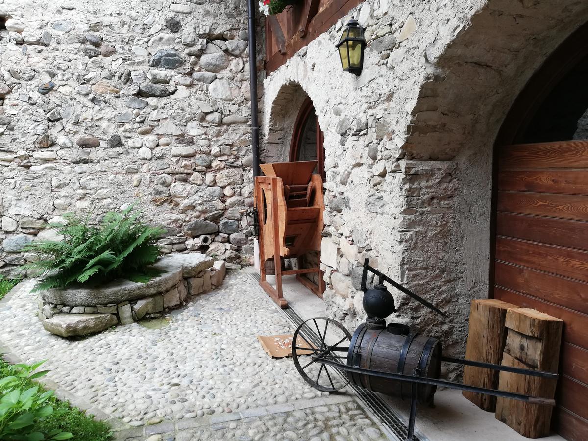 Agritur Ciastel Villa Sanzeno Exterior photo
