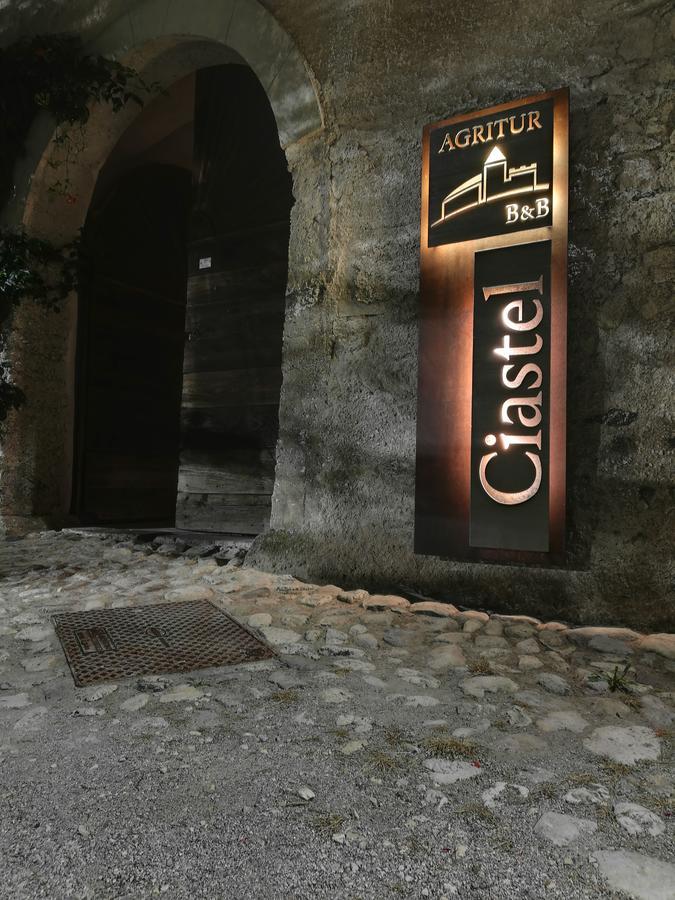 Agritur Ciastel Villa Sanzeno Exterior photo